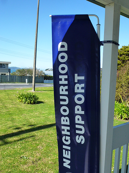 NS sign